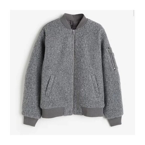 H&M Divided Women’s Coated Varsity Bomber Jacket Winter Size XXS - Picture 2 of 16